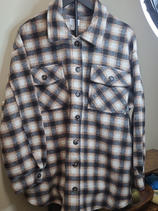 Time and Tru Jackets & Blazers - Time and Tru Brown & Cream Plaid Button-Up Shacket with Pockets size XXXL (22)